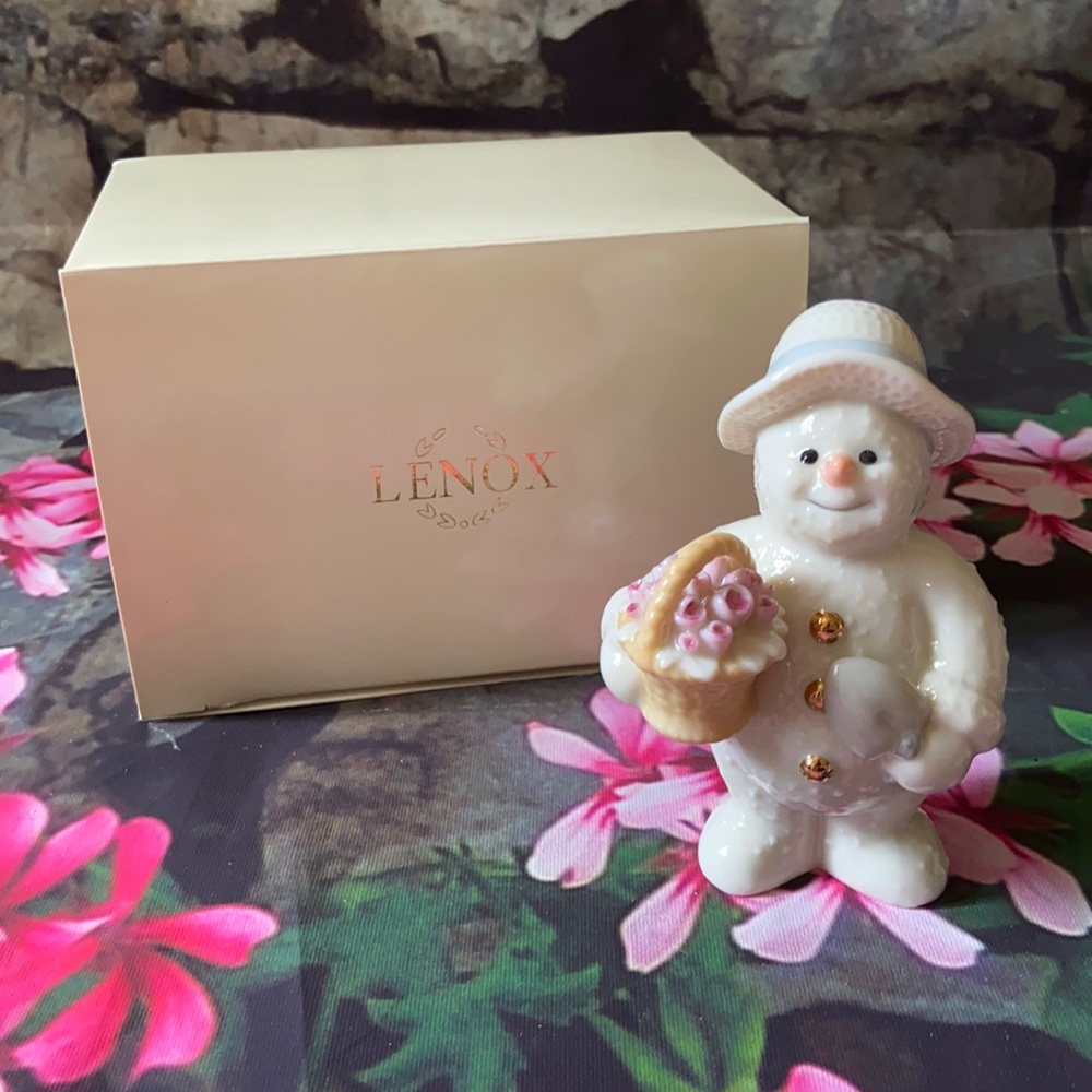 Lenox May- May Flowers Snowman